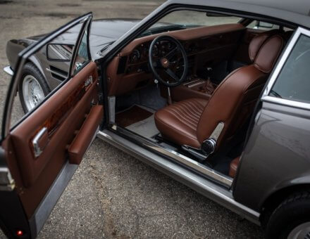 Aston Martin V8 Vantage Oscar India