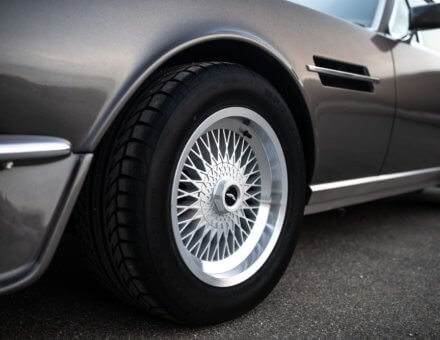 Aston Martin V8 Vantage Oscar India